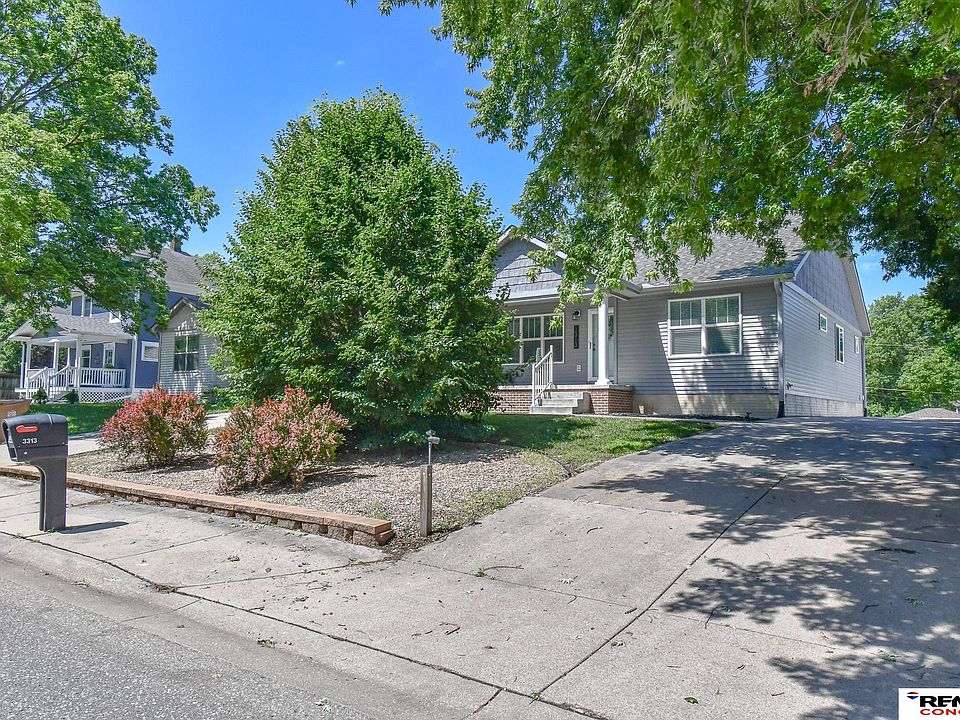 1st image of 3313 S 40th St