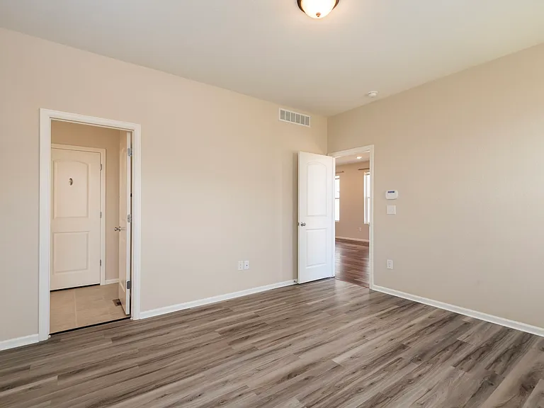 21109 E 61st Ave — Photo 12