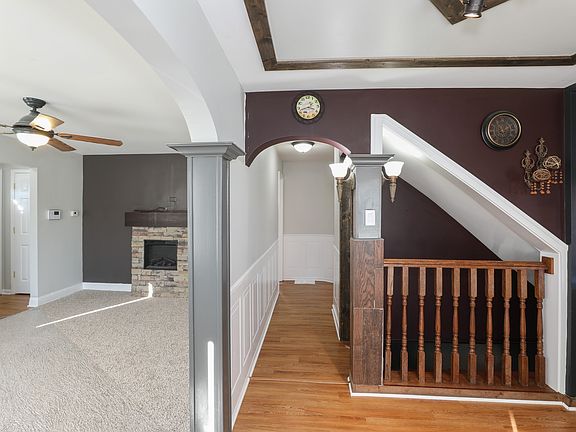 3rd image of 15827 Willard Ave