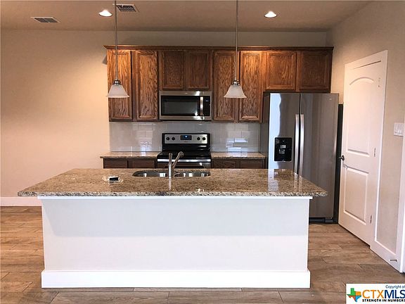 2nd image of 907 Langesmill Dr Unit 11B