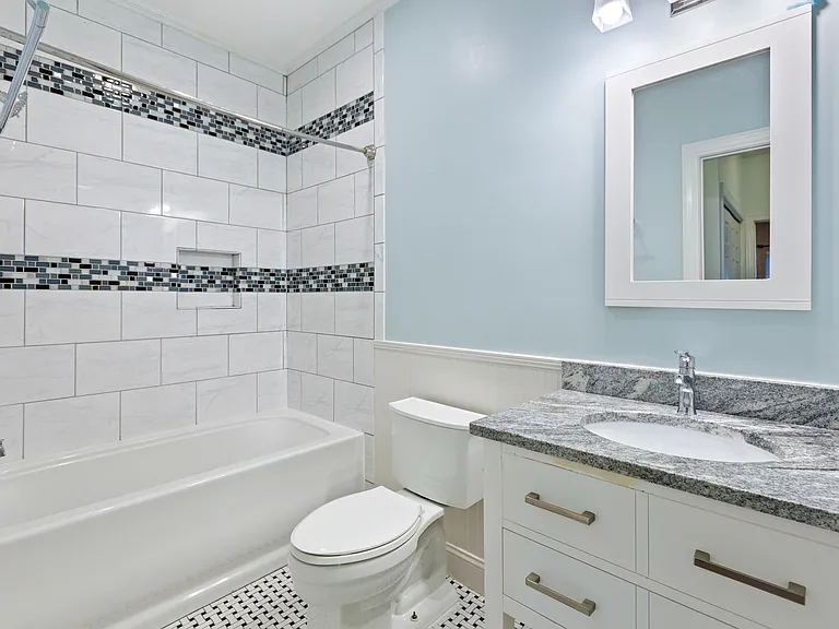 732 Lawton Harbor Dr — Photo 22