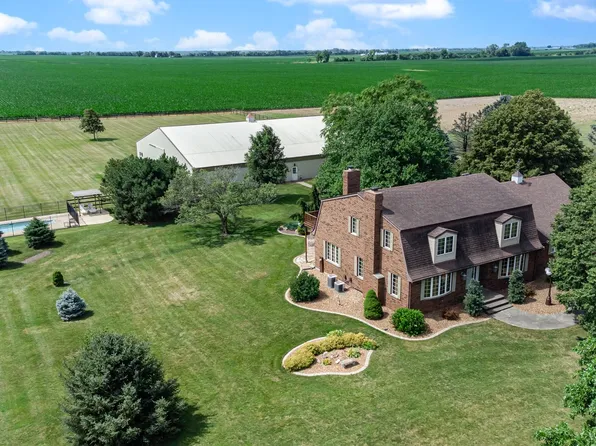 10766 E 7000n Rd, Grant Park, IL 60940