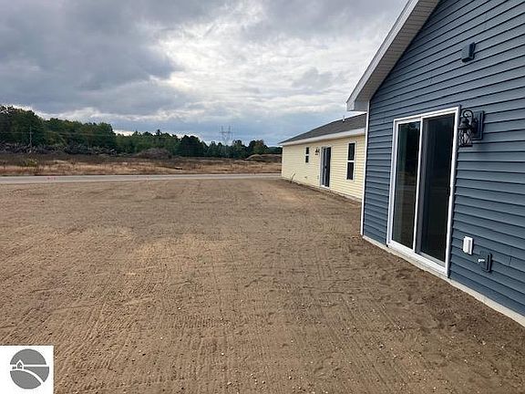 5th image of 2607 Plover Dr #37