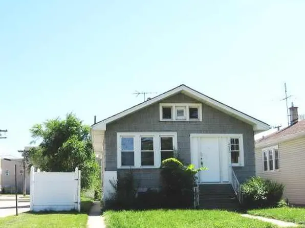 2602 Glos Ave, Bellwood, IL 60104