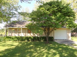10701 N Highway Vv, Columbia, MO 65202