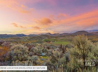 5198 N Becker Ridge Ln, Boise, ID 83702