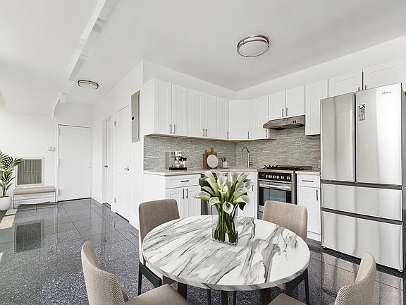 3rd image of 64 Delancey St APT 2E
