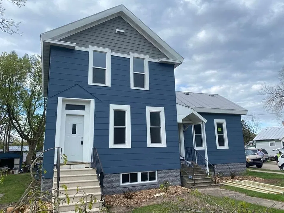 201 Elm Ave #281-283