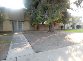 443 W China Grade Loop #A, Bakersfield, CA 93308