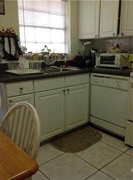 4th image of 11855 NE 19th Dr APT 3
