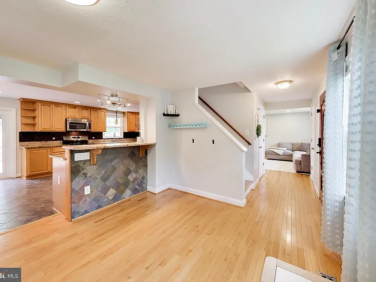 5932 Peregrine Dr — Photo 3