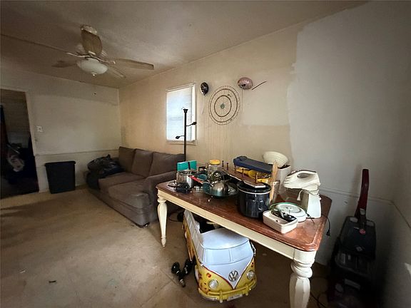 4th image of 5054 Flamingo Rd