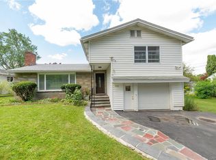 210 Haddon Rd, Syracuse, NY 13214