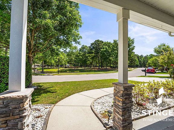 4th image of 46 Alston Park Dr