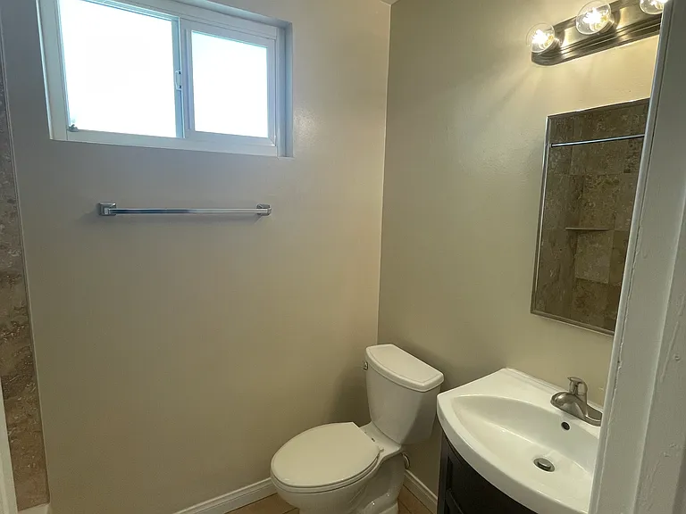 2100 E Desert Park Ave #3 — Photo 8