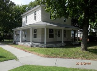 602 N Walnut St, Iola, KS 66749
