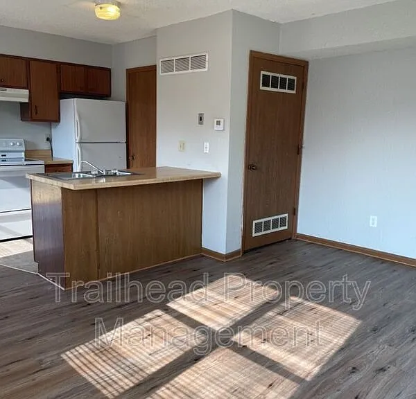 8704 NW 82nd Ter #B — Photo 5