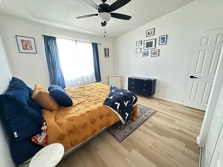 5746 Halsey Ave — Photo 10
