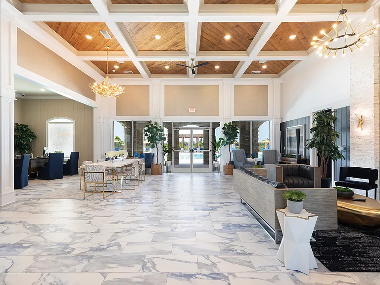 Cocoa Grand Apartments — Photo 17