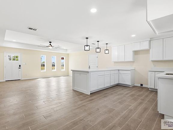 3rd image of 17041 Patty Ln