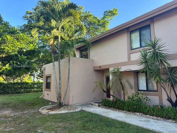 46 Chestnut Cir #46