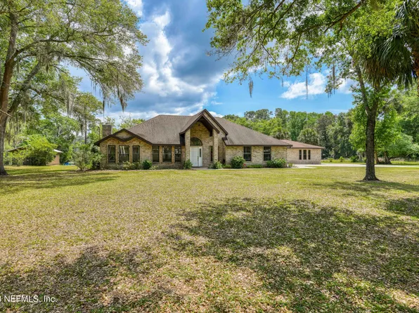 210 LAKE COMO Drive, Pomona Park, FL 32181