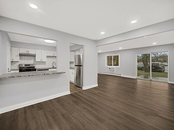 4th image of 10361 Dearlove Rd APT 1I