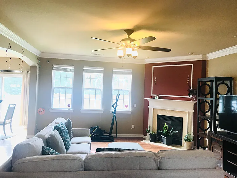 10131 Alvarado Way — Photo 3
