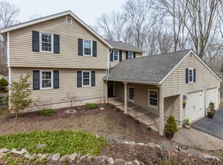 760 N Madison Rd, Guilford, CT 06437