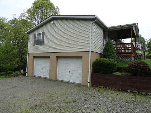 5th image of 16 Benjamin Dr