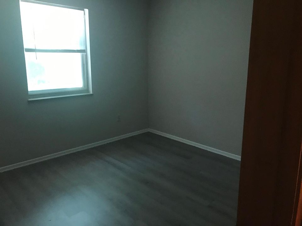 1st image of 606 Wooddell Ct #606