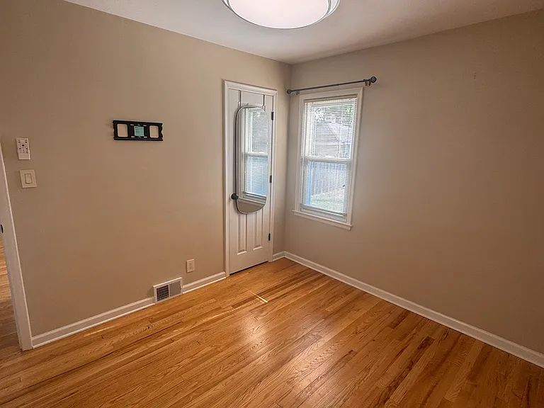 214 N Connecticut Ave — Photo 27