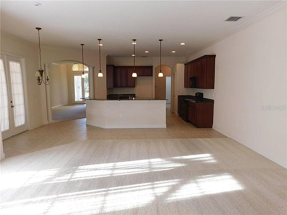 5th image of 1448 Beaconsfield Dr