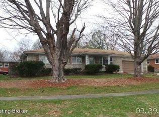 2601 Lomond Dr, Shively, KY 40216