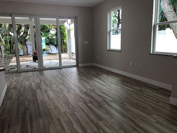 2nd image of 307 Madison Ave