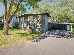 1315 NE Hillside Dr, Pullman, WA 99163