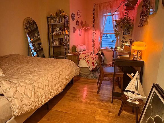 5th image of 21 Morton St #2