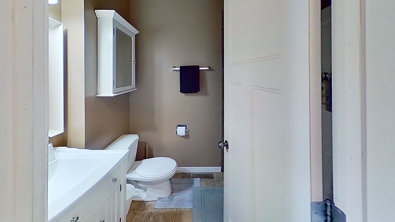Hinton Apartment for rent - 3 Bedrooms — photo 7