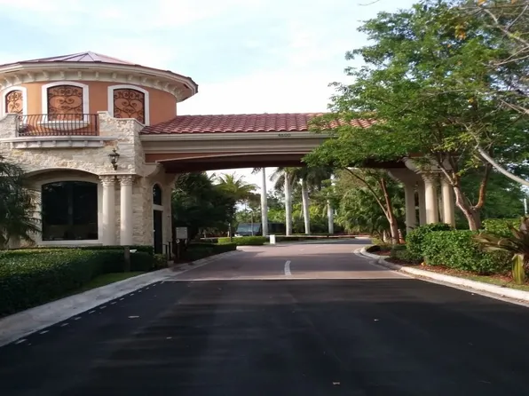 5424 E Leitner Dr, Coral Springs, FL 33067