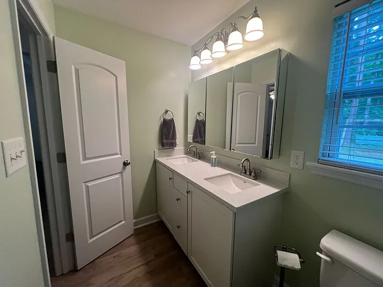 864 Old Folkstone Rd — Photo 17