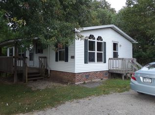 1156 Monheim Ln, Vandergrift, PA 15690