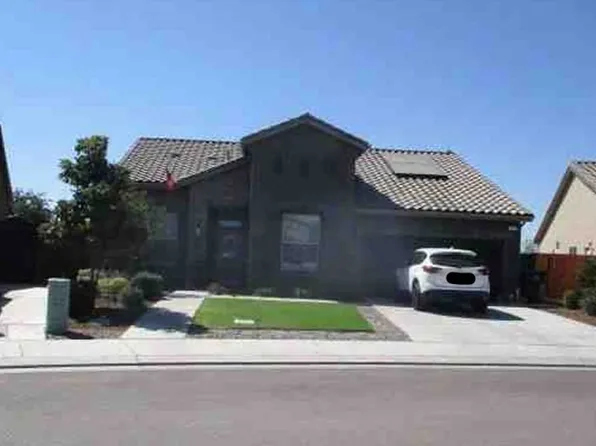 9407 Holley Ridge Ln, Shafter, CA 93263
