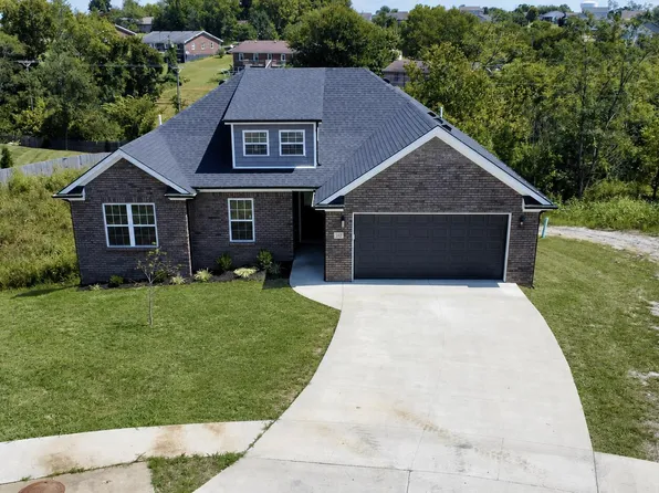 312 Pam Dr, Richmond, KY 40475