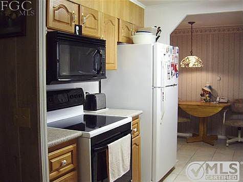 2nd image of 3142 Glenbrook Dr