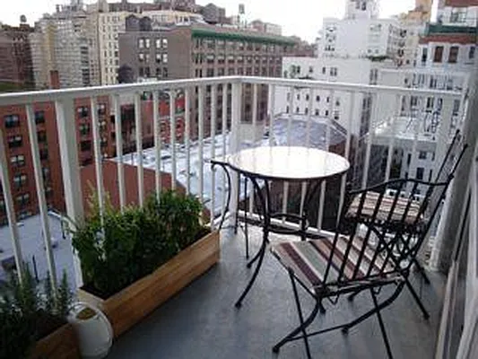 Rented by Keller Williams NYC | media 34