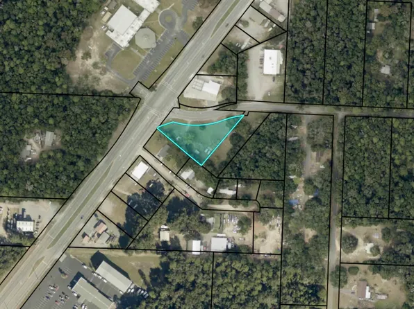 5901 Carroll Rd, Milton, FL 32583