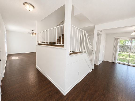 2nd image of 3107 Emily Dr