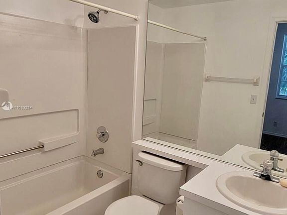 4th image of 11011 Conch Ct #11011