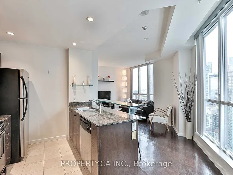 208 Queens Quay W #3112 — Photo 1