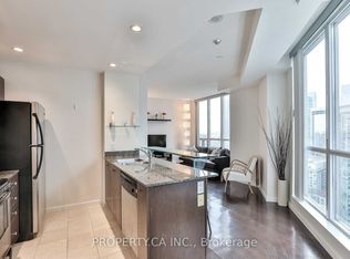 208 Queens Quay W #3112, Toronto, ON M5J 2Y5